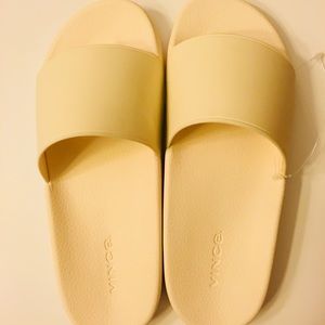 Vince West Coast Sports Sandals/Slip on. Men’s 8M